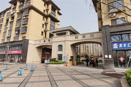 百花园旁东方今典3室2厅117平86万